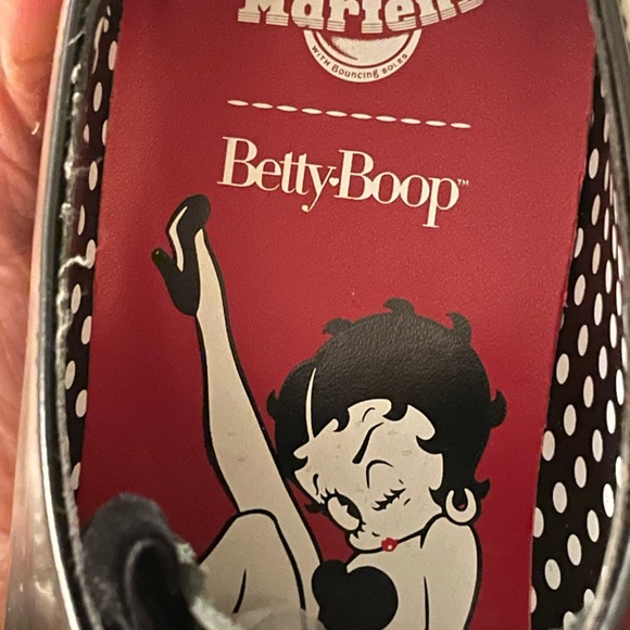 NWT Dr. Martens x Betty Boop collaboration platforms Women’s 10 (Men’s 9) - Picture 5 of 12